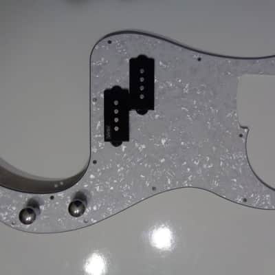 PRECISION BASS® LOADED PICKGUARD WITH NEODYMIUM HANDMADE PICKUP image 1