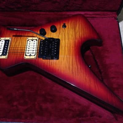 Hamer Scarab USA Cherry Sunburst Flame and Hamer USA Case image 2