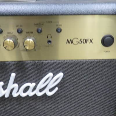 Marshall MG MG50FX 2-Channel 50-Watt 1x12" Solid State Guitar Combo with Marshall PEDL-90010 Footswith image 4