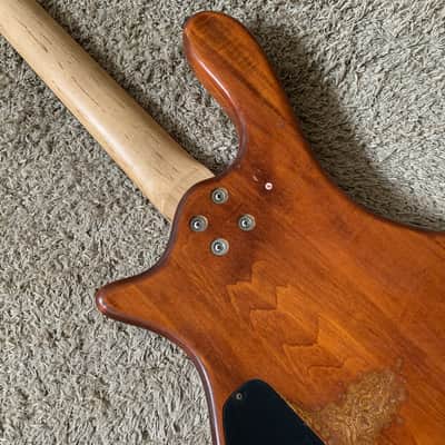 Washburn 4 String Electric Bass, Solid Alder Wood Body, Maple Neck, Rosewood 24 Frets Fingerboard image 13