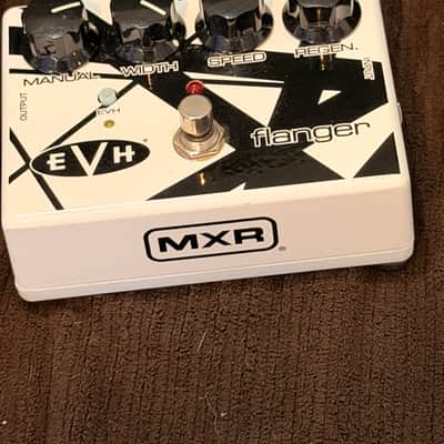 MXR EVH117 Flanger 2007 - Present - White image 5