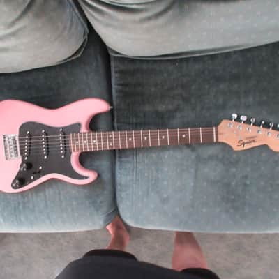 ~Cashified~ Fender Squier Stratocaster Mini, Optional Bridge Humbucker image 3