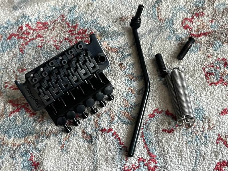 Floyd Rose 1000 Series - Black tremolo bridge 32 image 1