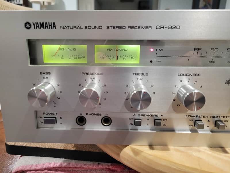 Yamaha CR-820 Stereo Receiver RECAPPED AND SERVICED! With voltage selector