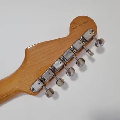 Fender Limited Edition 40th Anniversary 1954 Reissue Stratocaster with Maple Fretboard 1994 - 2-Color Sunburst image 15