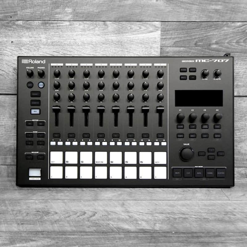 MC-707 Groovebox image 1