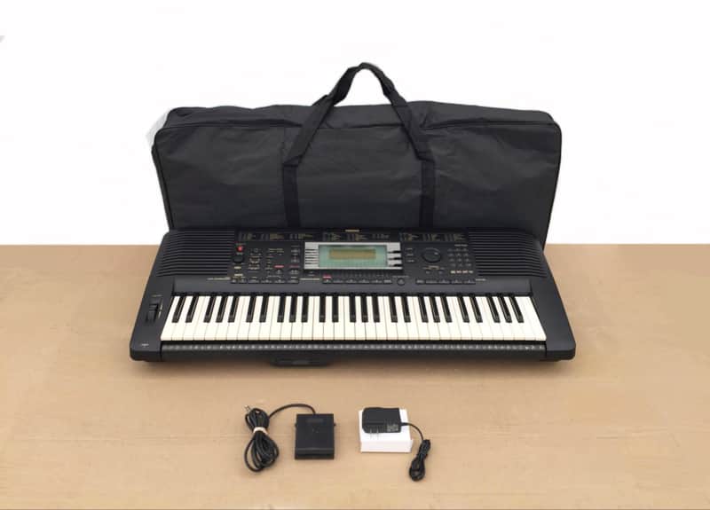 Yamaha PSR 630 XG Synthesizer Arranger Piano Keyboard image 1