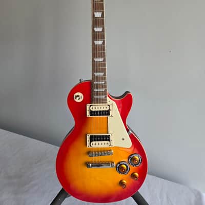 Used Epiphone LP Traditional Pro - Cherry Burst image 1