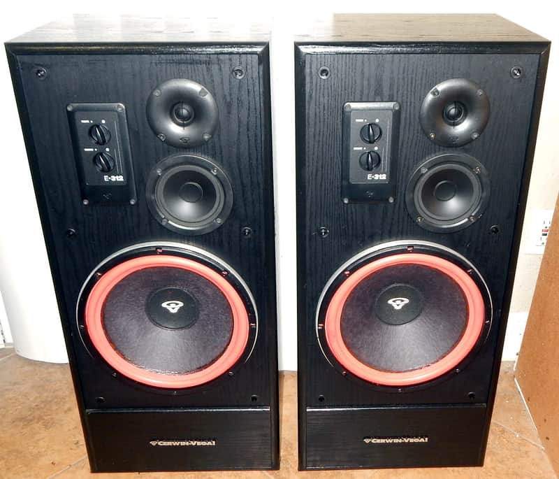 Cerwin Vega E-312 loudspeakers with new surrounds on the woofers Bild 1