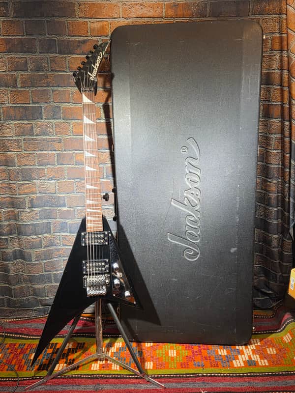Jackson Pro Series RR3 Rhoads Black w/ Jackson HSC, Mirror Pickguard,  & Duncan Designed Invader Humbuckers image 1