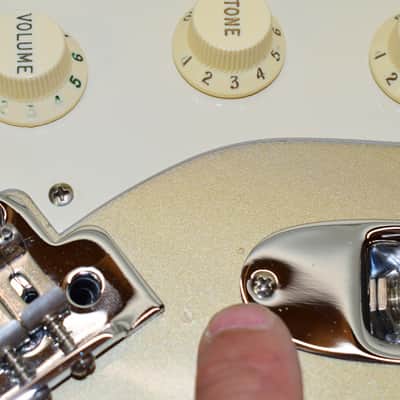 2007 Fender Classic Player '50s Stratocaster Electric Guitar, Maple Fingerboard, Shoreline Gold image 6