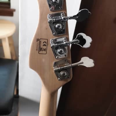 Sire Marcus Miller V7 4 String Eletric Bass image 8