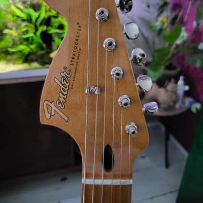 Fender Stratocaster Jimi Hendrix 2018 - Ultraviolet image 4