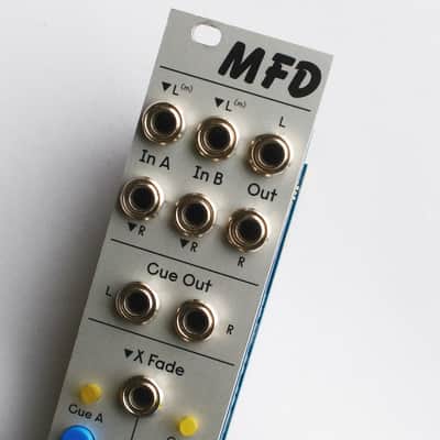 ALM/Busy Circuits ALM044 MFD DJ Crossfade / Stereo VCA Eurorack Synth Module 2023 - Present - Silver Bild 2