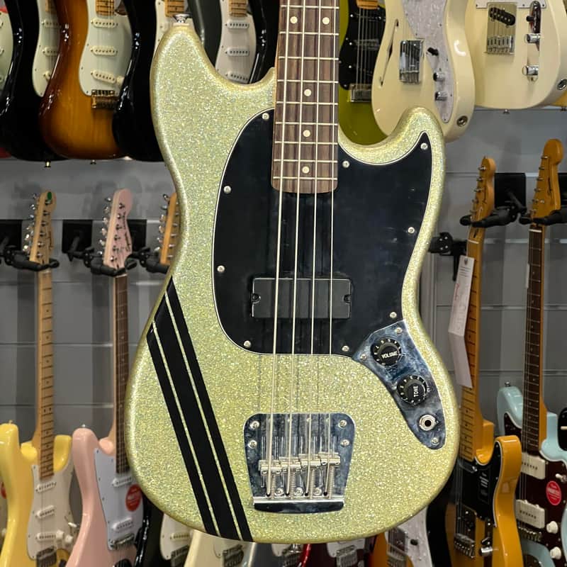 Squier ベース Mikey Way Mustang Bass 希少 レア Squier Mikey Way Signature Mustang Bass | Reverb