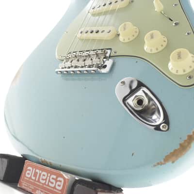 Fender Custom Shop  1962 Stratocaster Relic - FADB - Faded/Aged Daphne Blue image 5