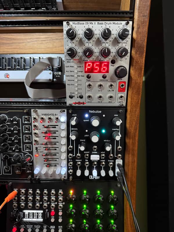 Qu-Bit Electronix Nebulae v2