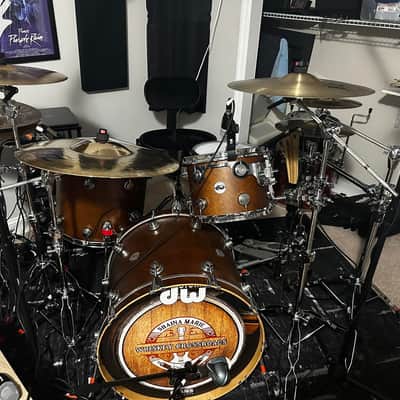 DW Collector's Series Drum Set - 2013 - NC Local Pickup Only image 9