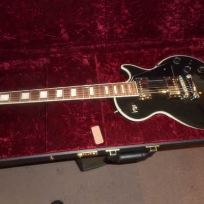 Gibson Les Paul Custom Shop Case Mint New Black/Genuine burgandy velour image 7