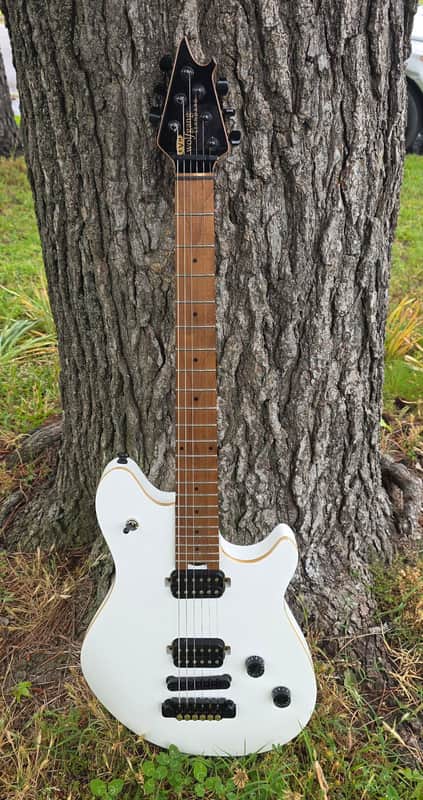 Squier Paranormal Super-Sonic 2020 - Graphite Metallic image 1