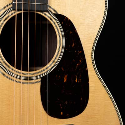 Martin 00-28 Acoustic Guitar - Natural #5342 image 6