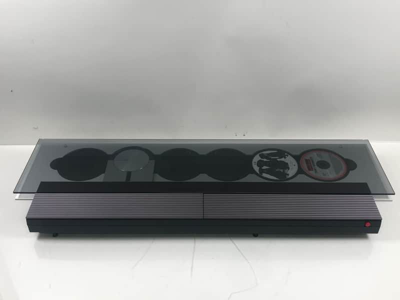 Bang and Olufsen BeoSound 9000 CD Player image 1