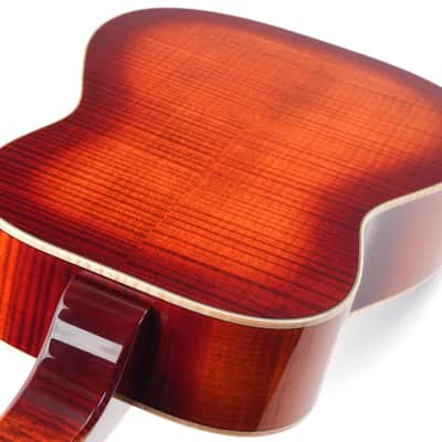 Beard Legacy E  Squareneck Curly Maple image 9