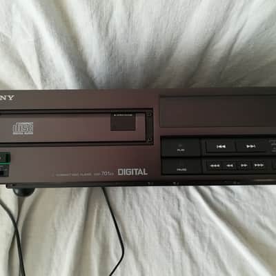 Sony CDP701ES cd player One of the best Sony Esprit CD players image 8