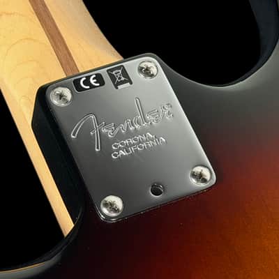 2018 Fender Stratocaster American Professional w Custom Shop Texas Special Pickups ~ 3-Color Sunburst image 9