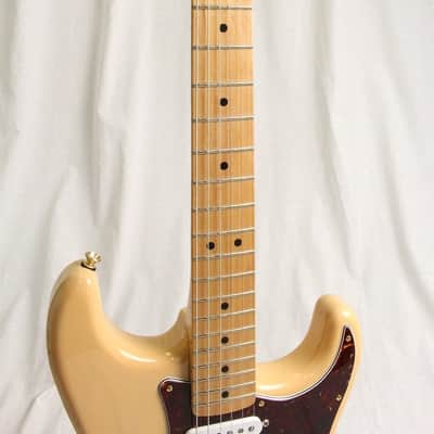 Fender Mexico Deluxe Player Stratocaster Honey Blonde image 8