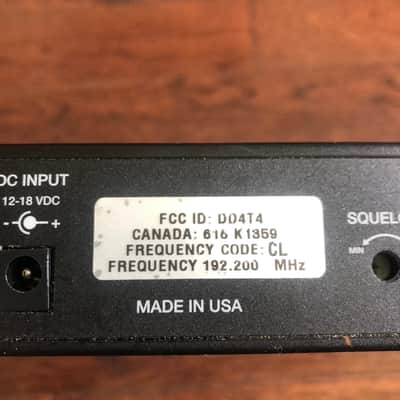 Shure T4V Wireless Microphone Receiver Only image 3