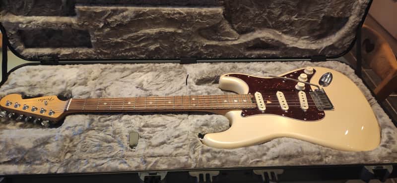 Fender stratocater 2016 - Olympic White image 1