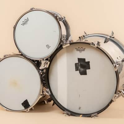1970s Fibes Chrome Over Fiberglass Bop Kit - 14x18, 16x14, 8x12 image 3