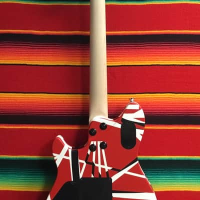 EVH Striped Series Wolfgang Special Striped 2024 - Red/Black/White image 7
