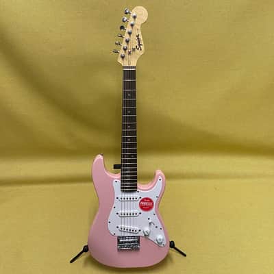 037-0121-556 Squier by Fender Mini Stratocaster Electric Guitar Shell Pink image 1