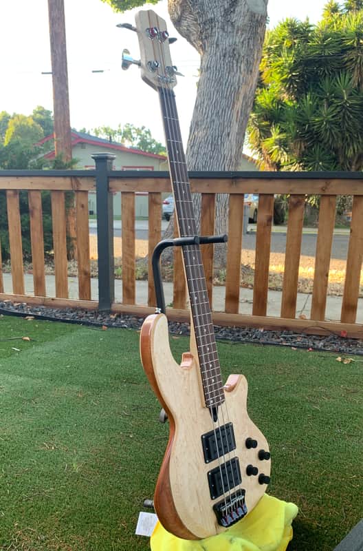 Bass tribute 2021 Birdseye maple natural finish image 1