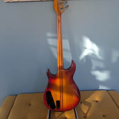 Yamaha BB2000S Medium Scale - Active. image 2