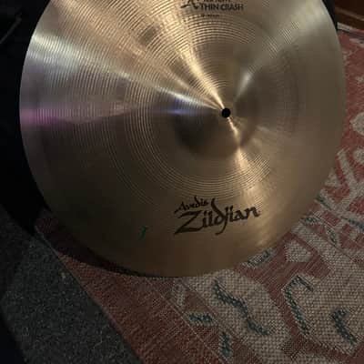 Zildjian 19" medium thin crash image 1