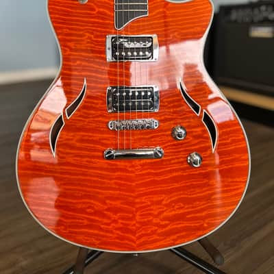 Taylor T3 2009 - Trans Orange image 2