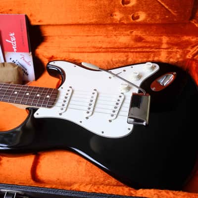 Fender FSR American Vintage '70s Stratocaster Matching Headstock 2015 Black image 3