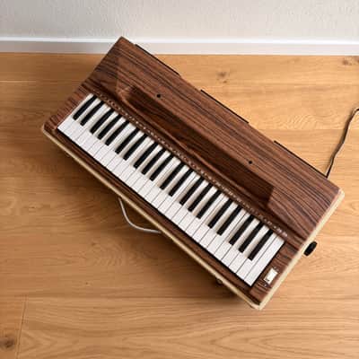 Mysterious Italian Cased Electric Reed Organ (Italy, 1960s)! Probably Orla! Read the ad! image 6