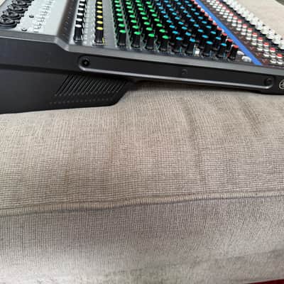Yamaha MG20 20 Channel Analog Mixer 2014 - Present - Black image 4