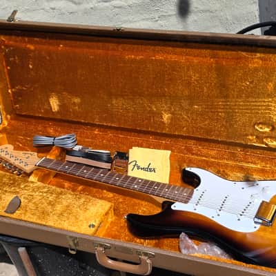 Fender American Vintage "Thin Skin" '59 Stratocaster 2007 - 2017 - 3-Color Sunburst image 18