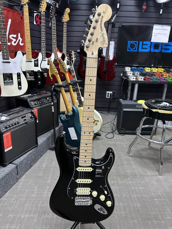 ギター American Performer Stratocaster HSS Fender American Performer Stratocaster HSS | Reverb Canada
