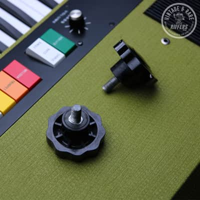 (Video) *Serviced* c.1971 CRB Elettronica Diamond 600 (aka. Tanzanite) Synthesiser | Made in Ancona, Italy | Vintage & Rare Italian Combo Organ Synthesizer from the 70s | Built-in speakers | Vibrato + Chorus | Similar to VOX Continental Synth image 8