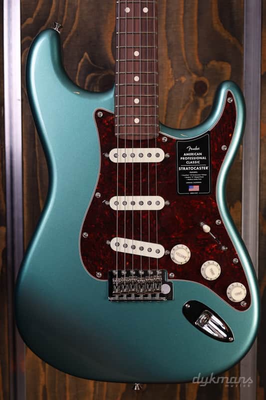 Fender American Professional Classic Stratocaster SSS Sherwood Green