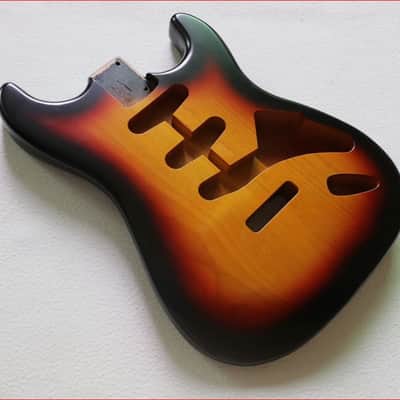 Brio Strat Style Body Poly Gloss 2pc Alder Vintage Sunburst image 2