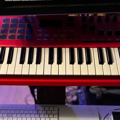 Akai MPK249 USB/iOS 49-Key MIDI Controller Keyboard image 2