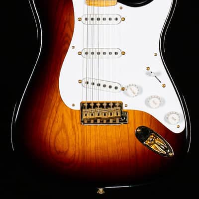 Fender Custom Shop Masterbuilt David Brown LTD 70th Anniversary 1954 Stratocaster Wide Fade 2-Color Sunburst Deluxe Closet Classic (894) image 3