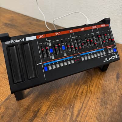 Roland JU-06A Boutique Series Synthesizer Module 2019 - Present Black image 4